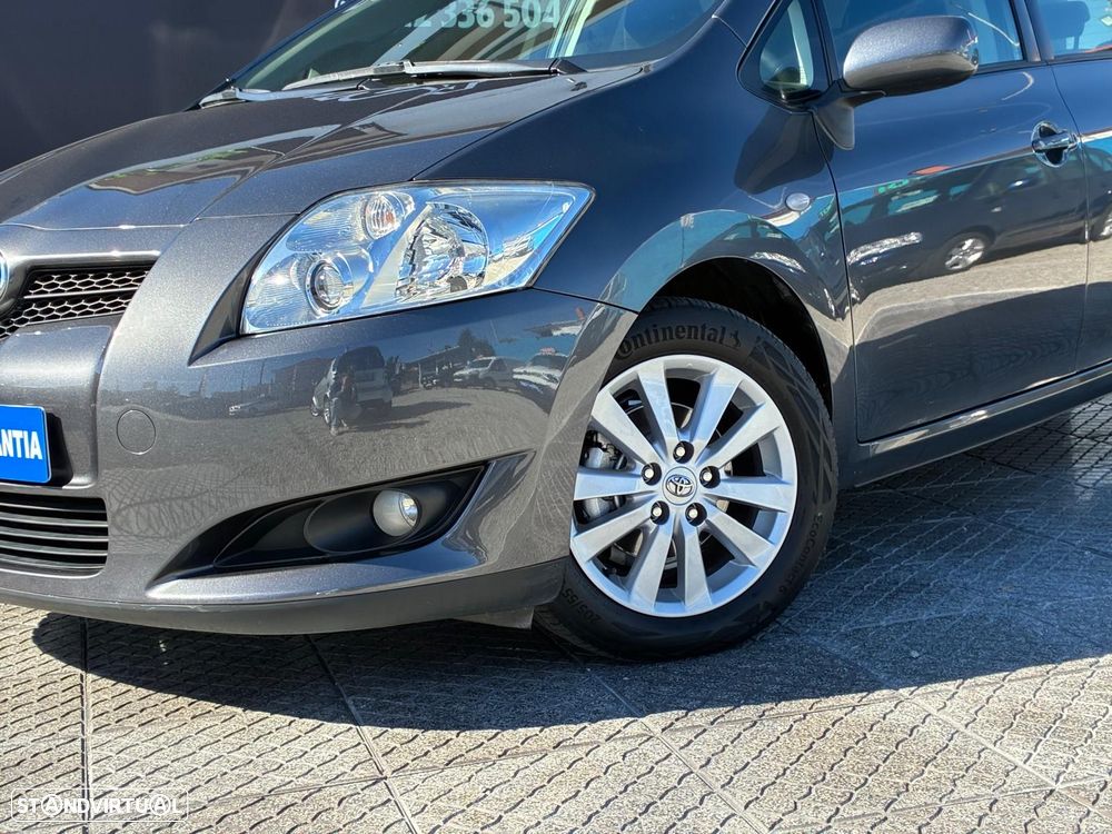 Toyota Auris 1.4 D-4D Comfort+VSC - 3