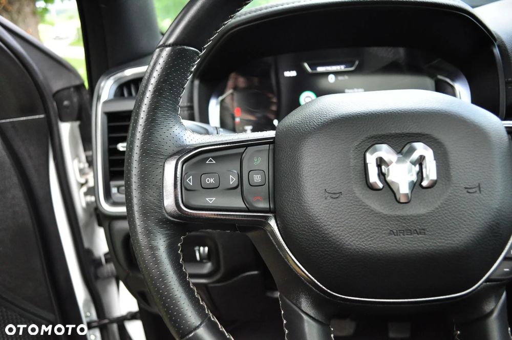 RAM 1500 5.7 Crew Cab Longbed Laramie Sport - 27