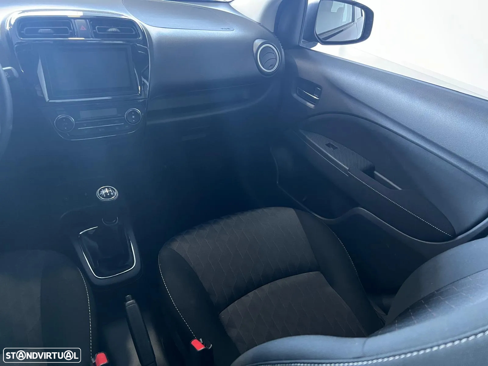 Mitsubishi Space Star 1.2 Connect Edition - 11