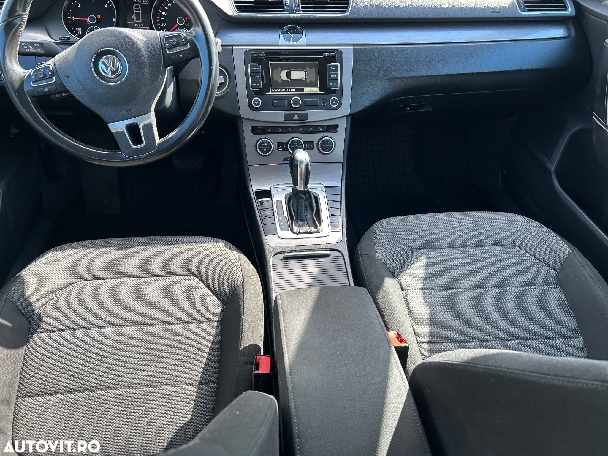 Volkswagen Passat Variant 2.0 Blue TDI DSG SCR Comfortline - 12