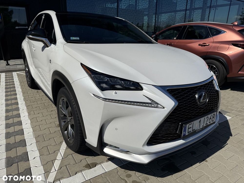 Lexus NX 300h F Sport AWD - 4