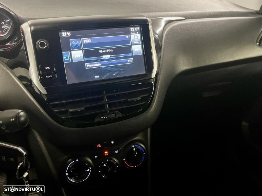 Peugeot 208 1.6 BlueHDi Allure - 12