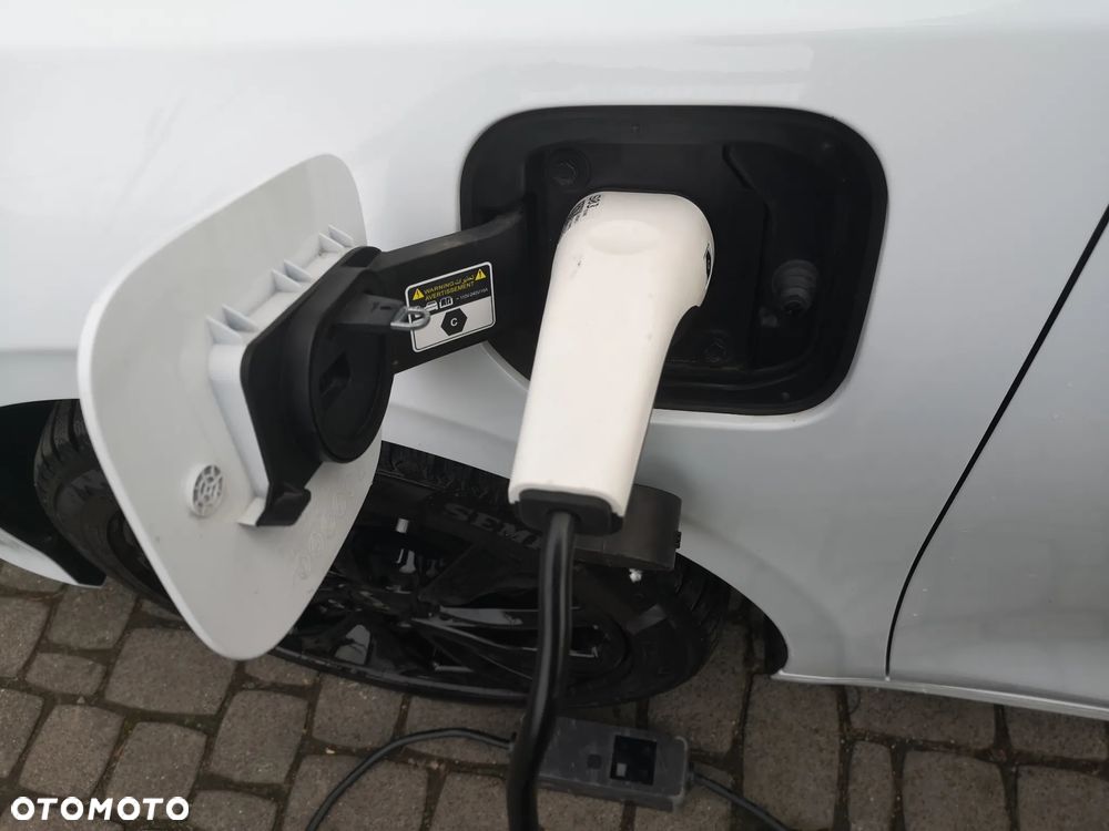 Kia Ceed 1.6 GDI PHEV Business Line DCT - 7