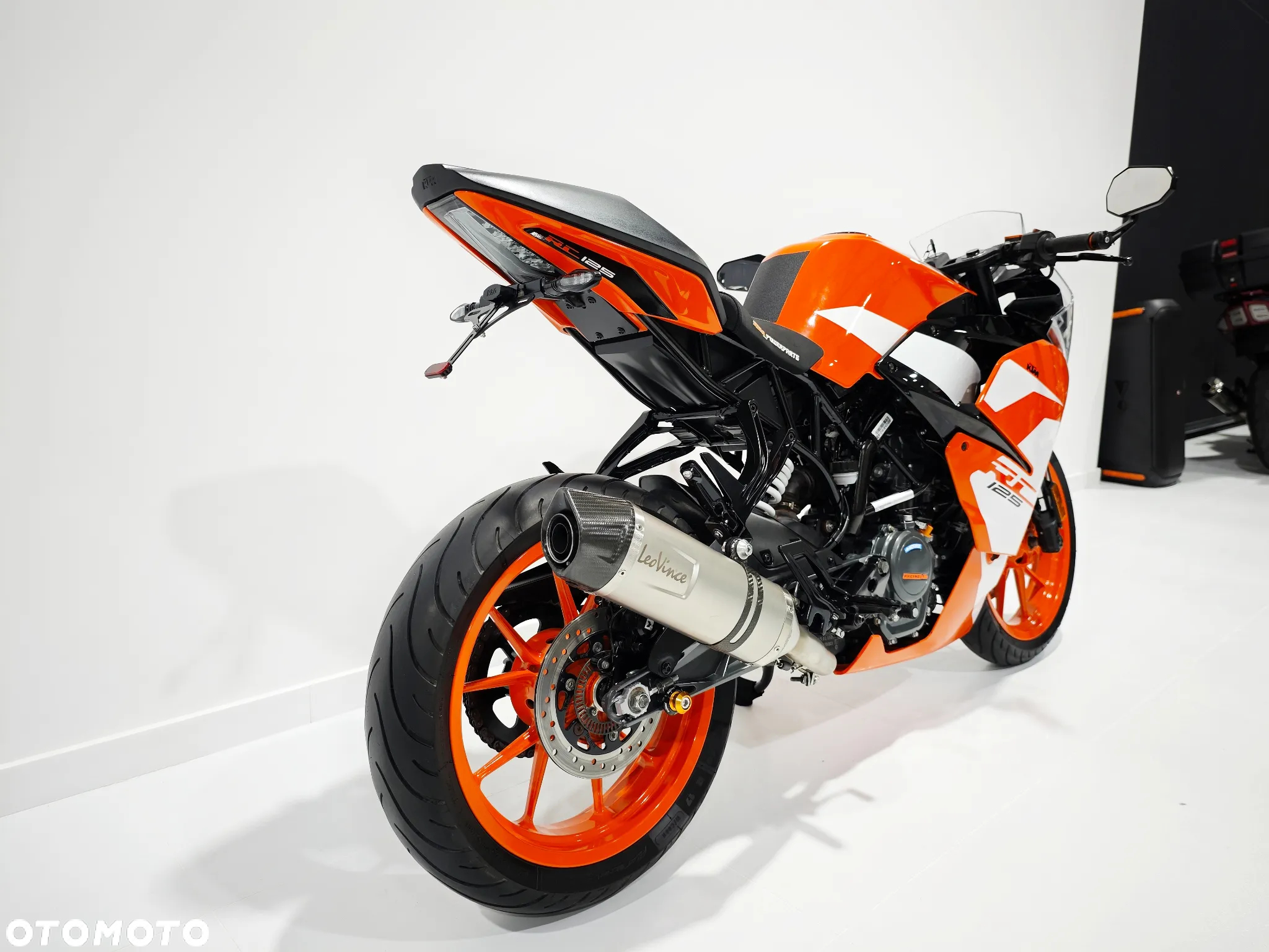 KTM RC 125 - 7