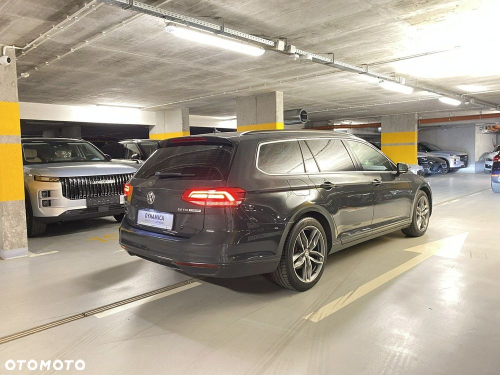 Volkswagen Passat - 7