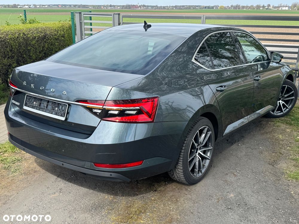 Skoda Superb 2.0 TSI Style DSG - 11