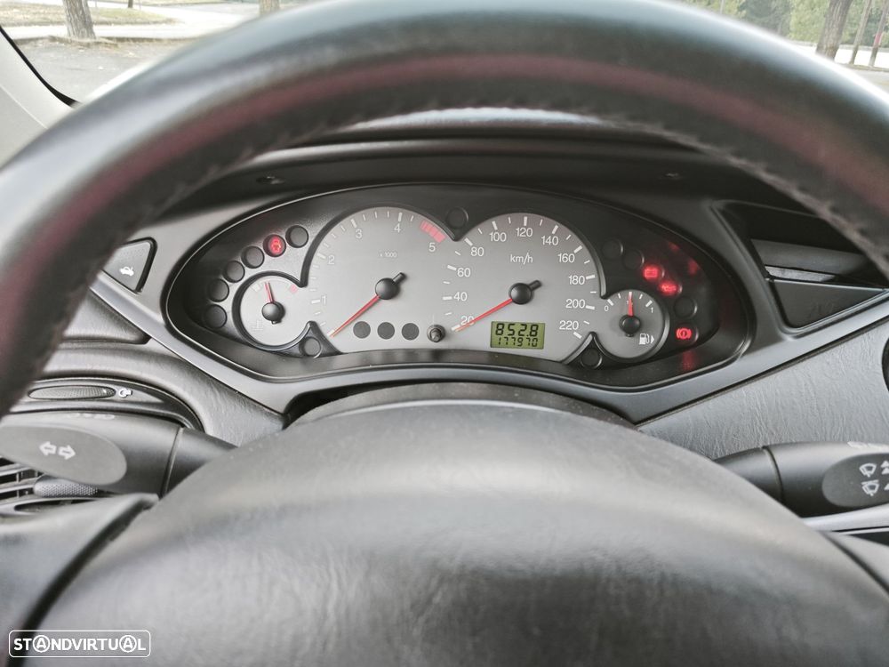 Ford Focus - 14