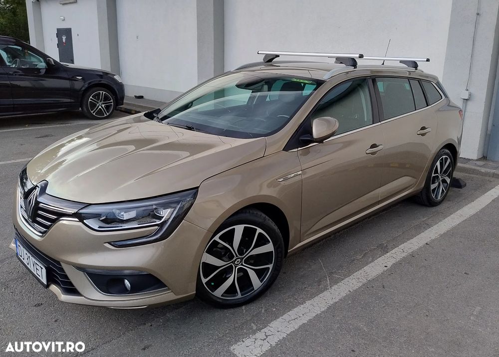 Renault Megane TCe 140 GPF BOSE EDITION - 1