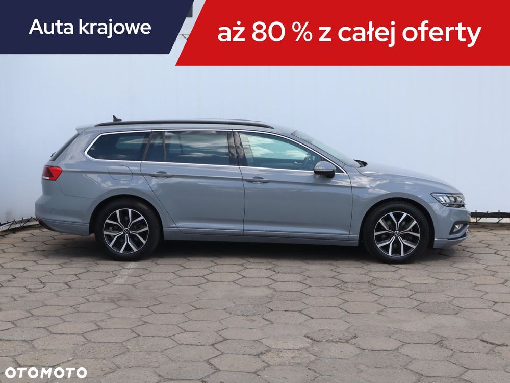Volkswagen Passat Variant - 8