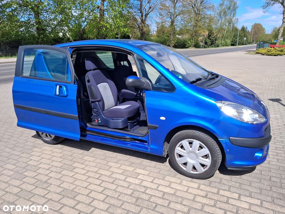 Peugeot 1007 1.4 Trendy - 7