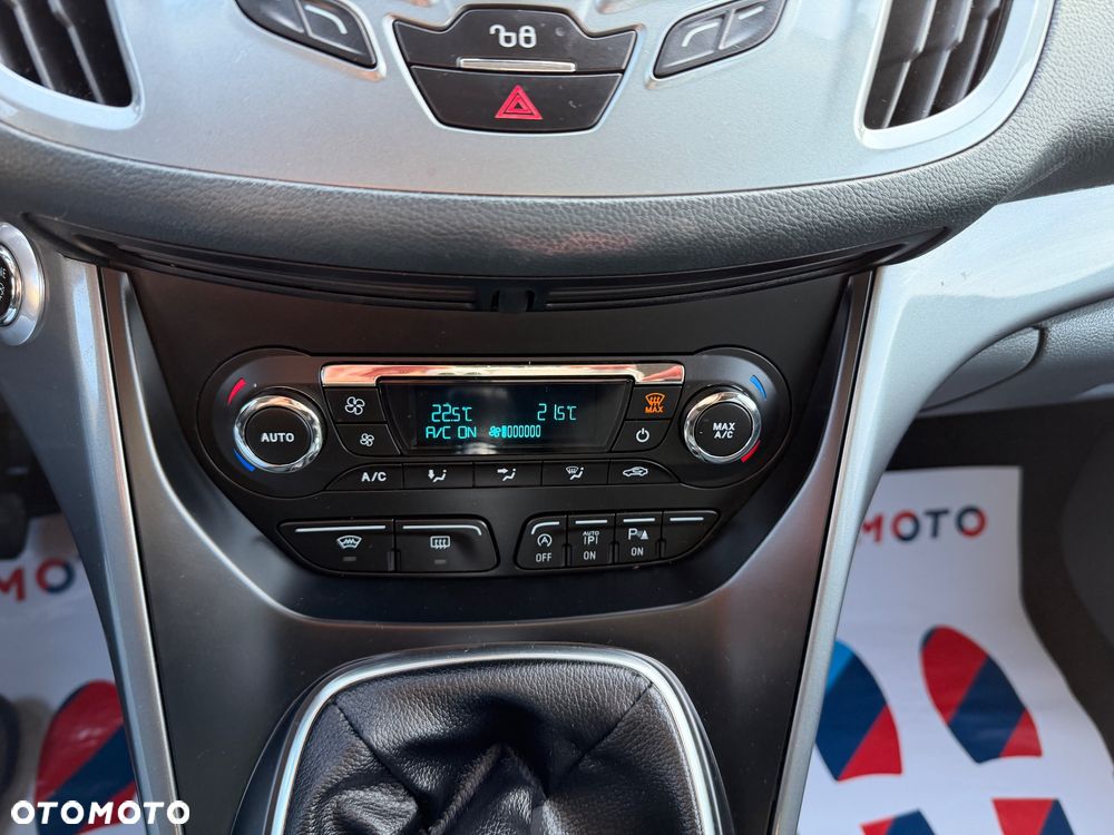 Ford Grand C-MAX - 30