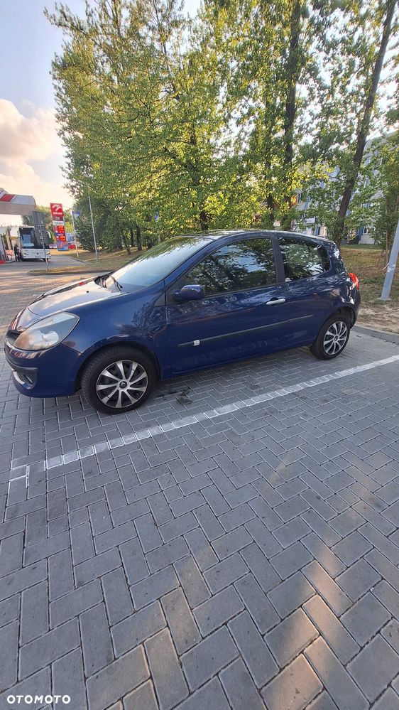 Renault Clio - 3