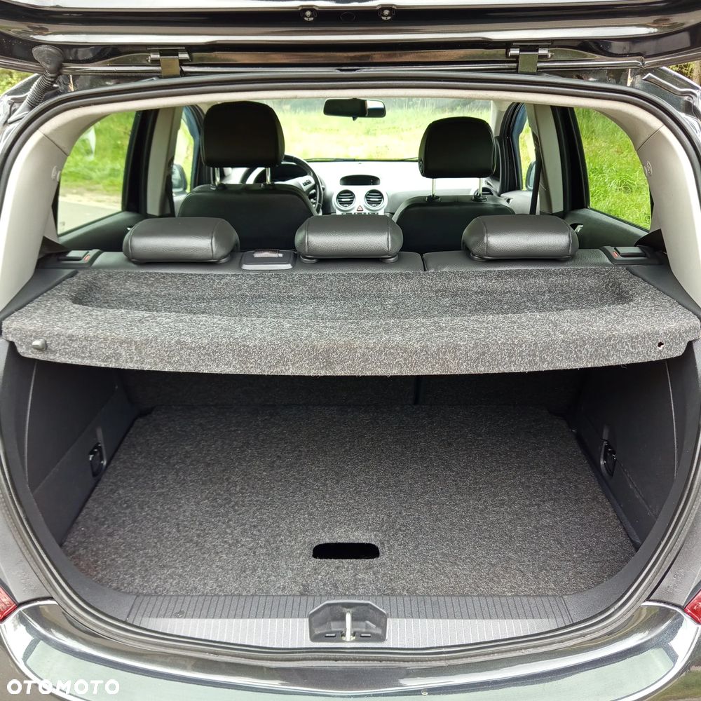 Opel Corsa 1.4 16V 150 Jahre - 30