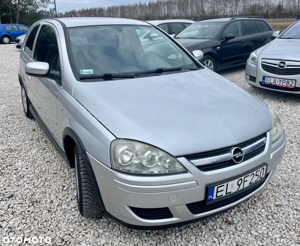 Opel Corsa - 25