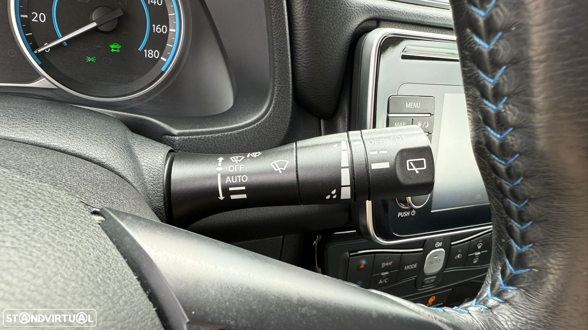 Nissan Leaf N-Connecta - 28