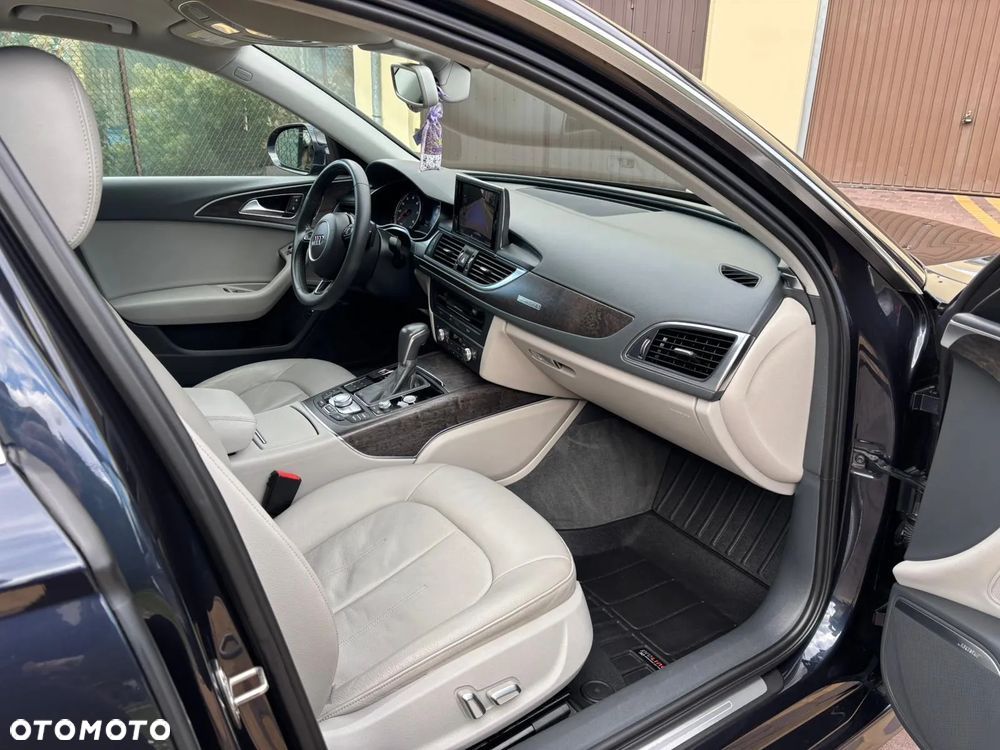 Audi A6 - 6