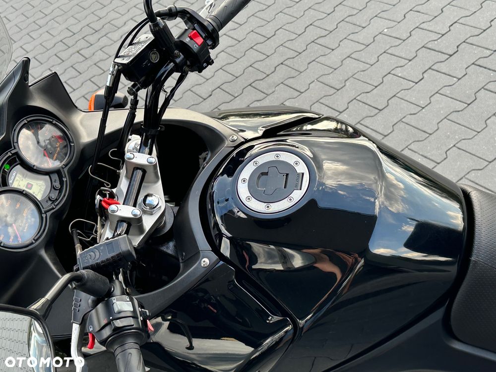 Suzuki V-STROM - 23