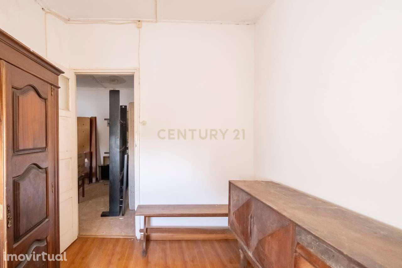 4 Moradias para reabilitação em cedofeita - Grande imagem: 5/37