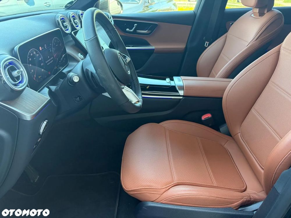 Mercedes-Benz GLC 200 4Matic 9G-TRONIC Edition Avantgarde - 13