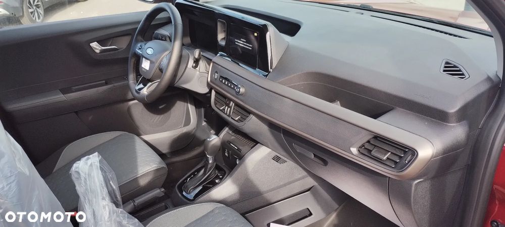 Ford Transit Courier - 8