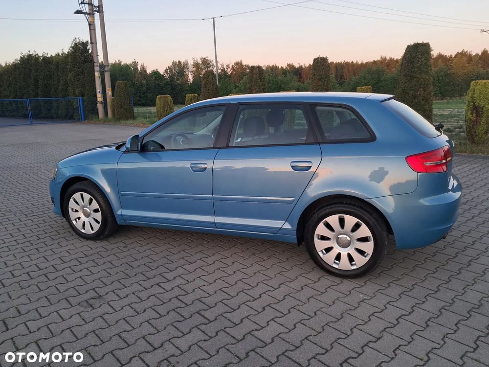 Audi A3 Sportback 1.6 Ambition - 14