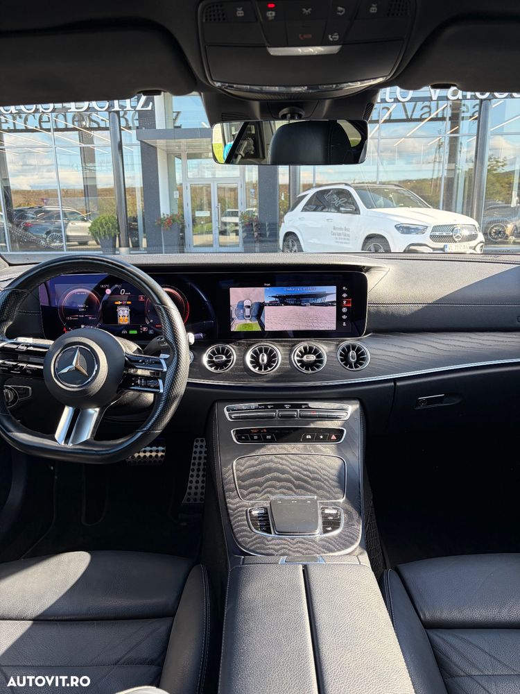 Mercedes-Benz E - 5