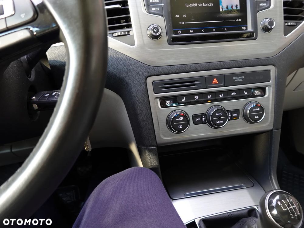 Volkswagen Golf Sportsvan SV 1.2 TSI BMT Comfortline - 35