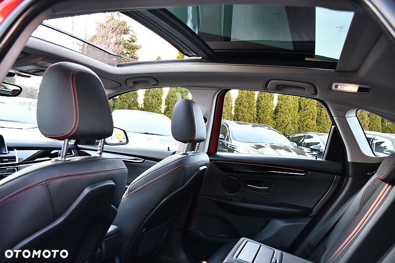 BMW Seria 2 218i GT M Sport - 22