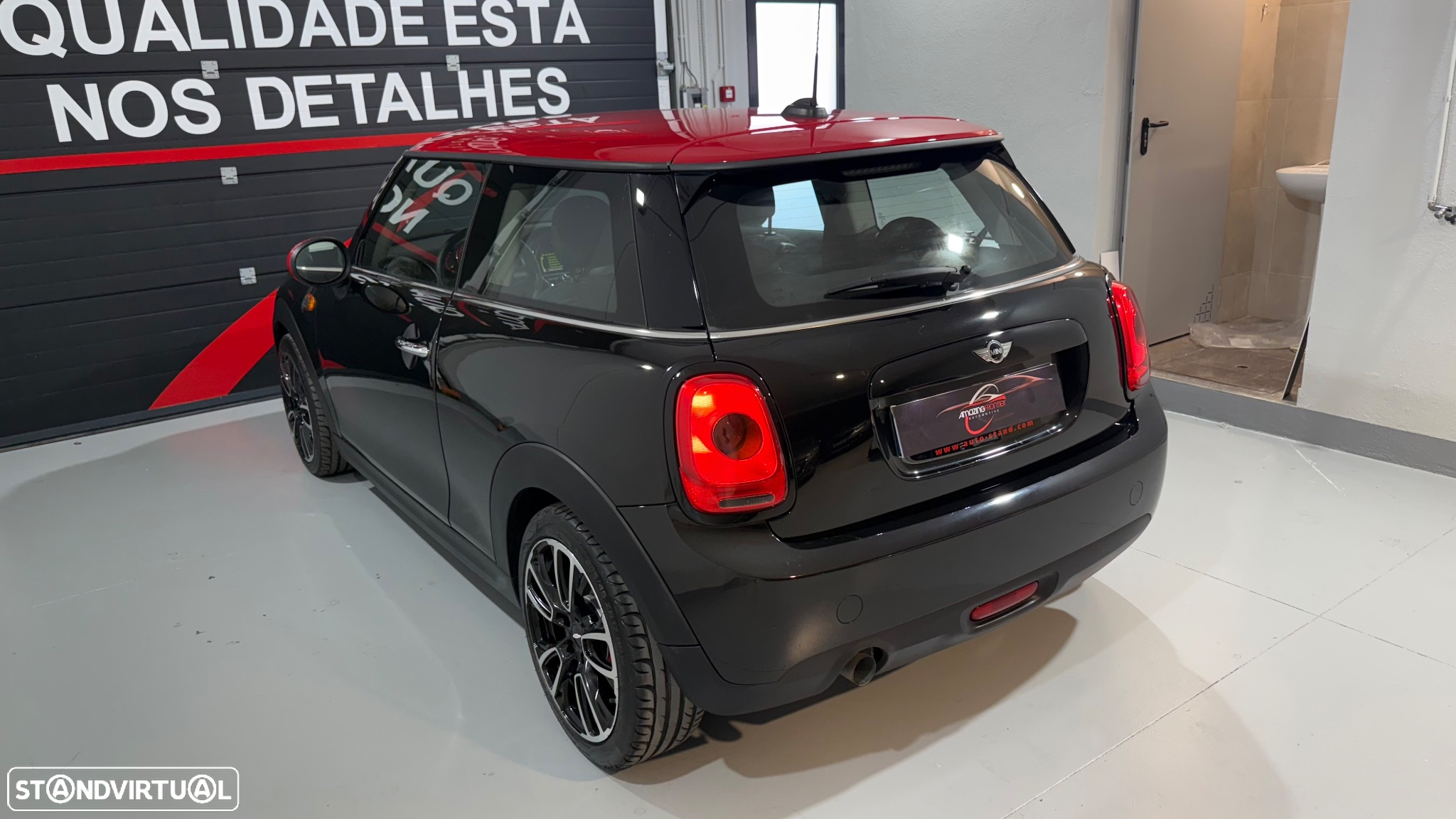 MINI 3 Portas One D - 9