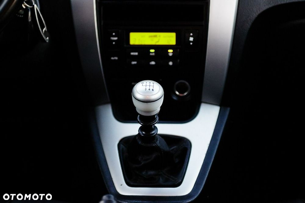 Hyundai Tucson 2.0 CRDi Premium - 17