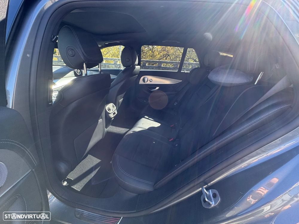 Mercedes-Benz E 300 de AMG Line 4Matic - 10