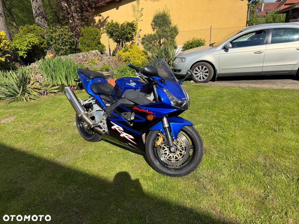 Honda CBR - 18