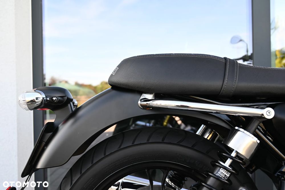 Moto Guzzi V7 - 22