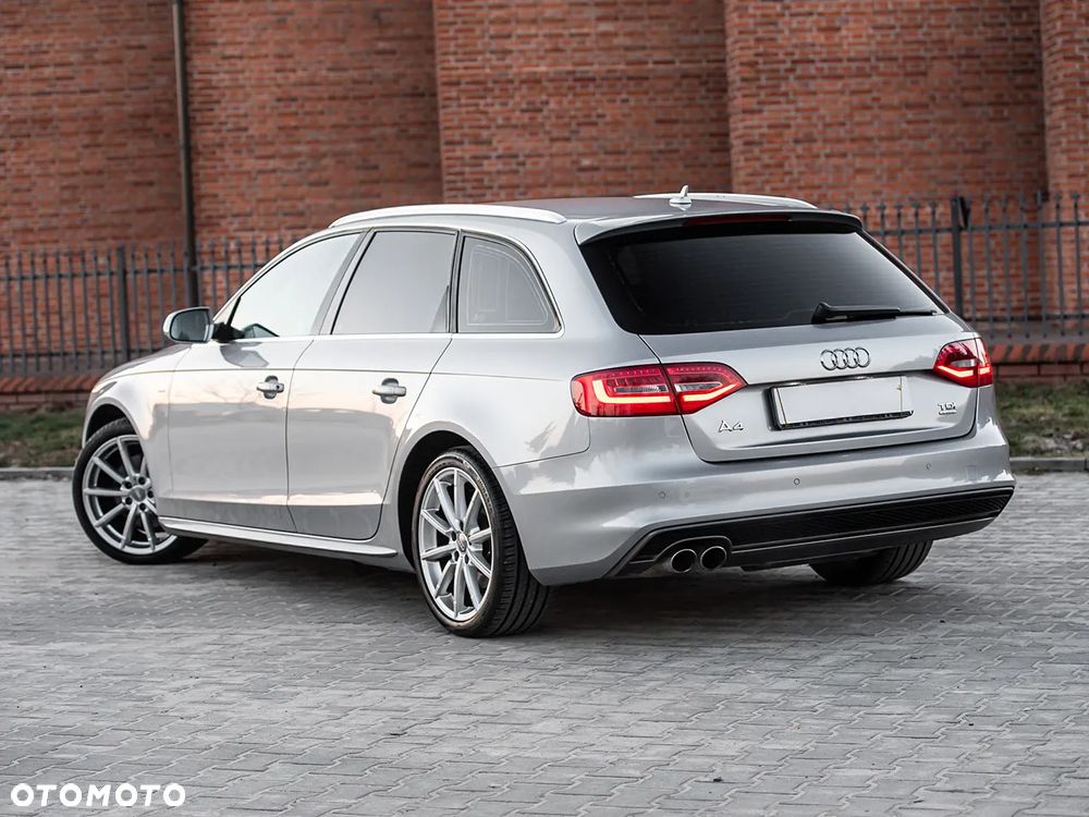 Audi A4 Avant 2.0 TDI DPF clean diesel quattro S tronic Attraction - 9