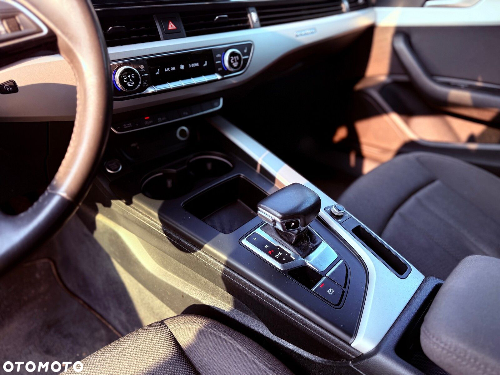 Audi A4 40 TDI Quattro S Line S tronic - 25
