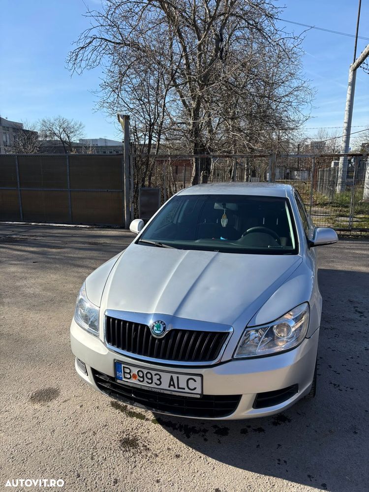 Skoda Octavia 1.6 TDI DPF Ambition - 10