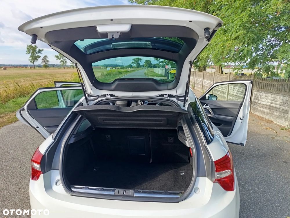 Citroën DS5 2.0 HDi SoChic - 8