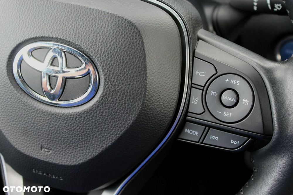 Toyota Corolla 1.8 Hybrid Comfort - 22