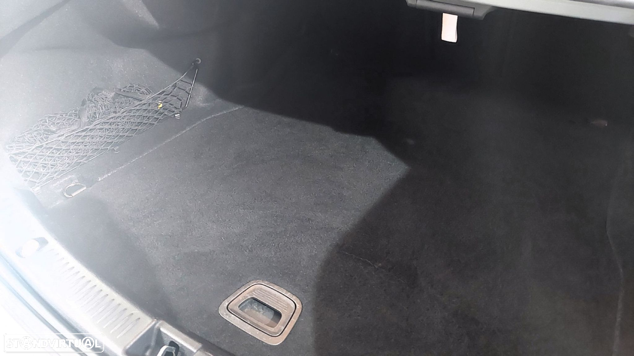 Mercedes-Benz E 220 d AMG Line - 34