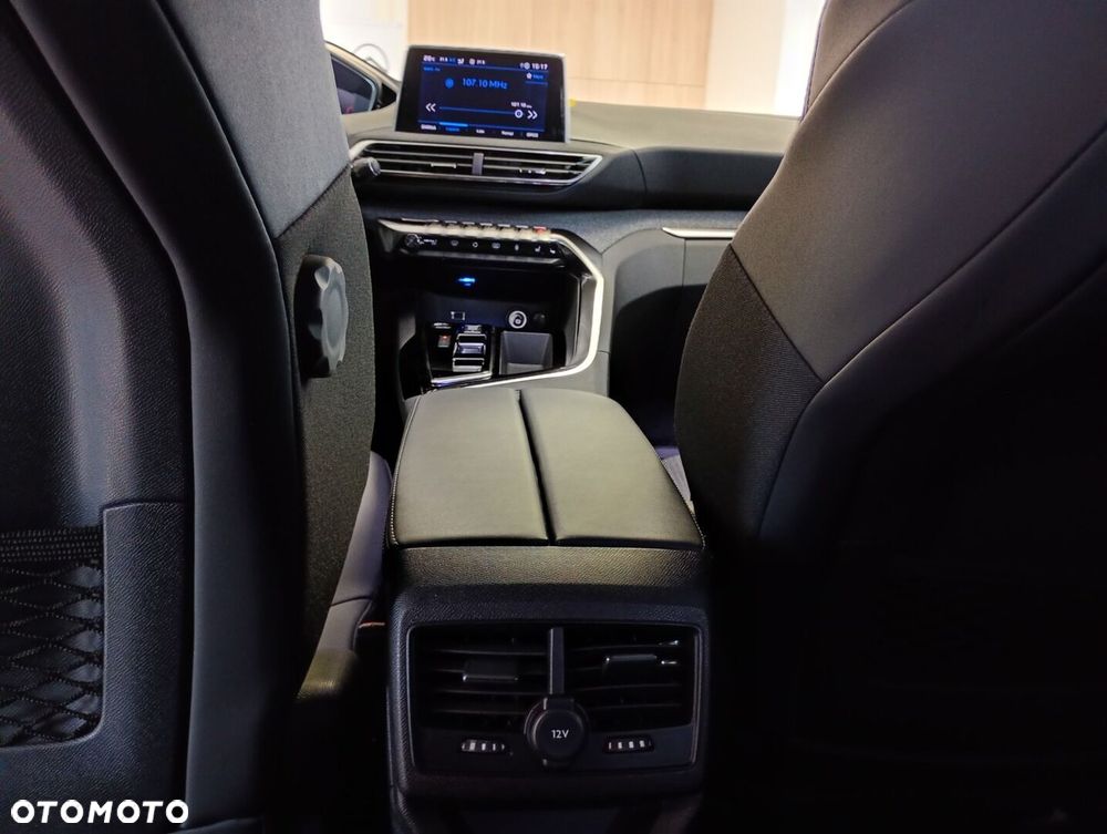 Peugeot 3008 1.2 PureTech Allure Pack S&S EAT8 - 21
