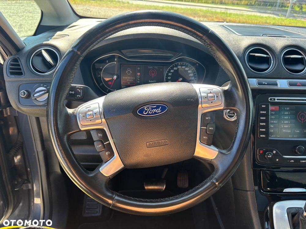 Ford S-Max 2.0 TDCi DPF Titanium X - 19