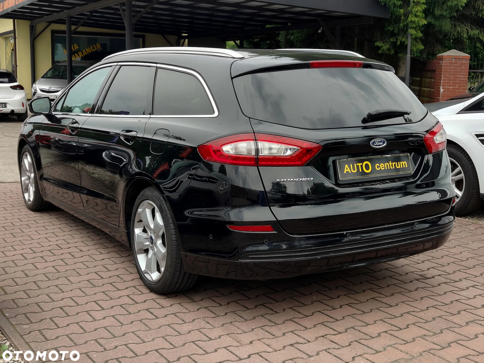 Ford Mondeo 2.0 TDCi Titanium - 12