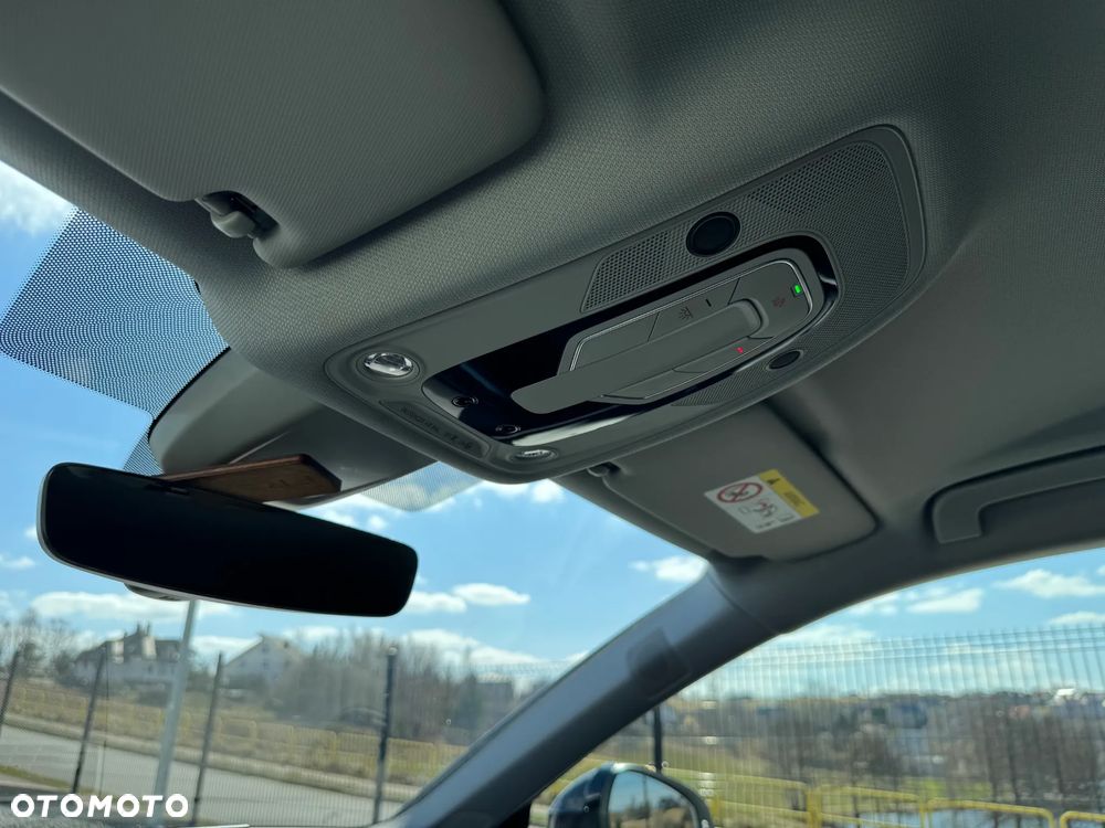 Audi A4 Avant 2.0 TDI S tronic - 38