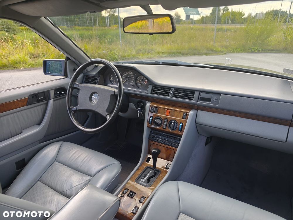 Mercedes-Benz W124 (1984-1993) - 26