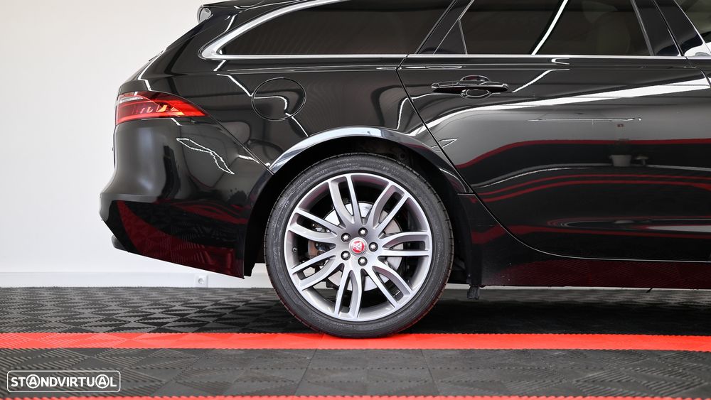 Jaguar XF Sportbrake 2.0 D Portfolio AWD Aut. - 4