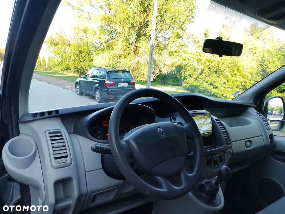 Renault TRAFIC - 16