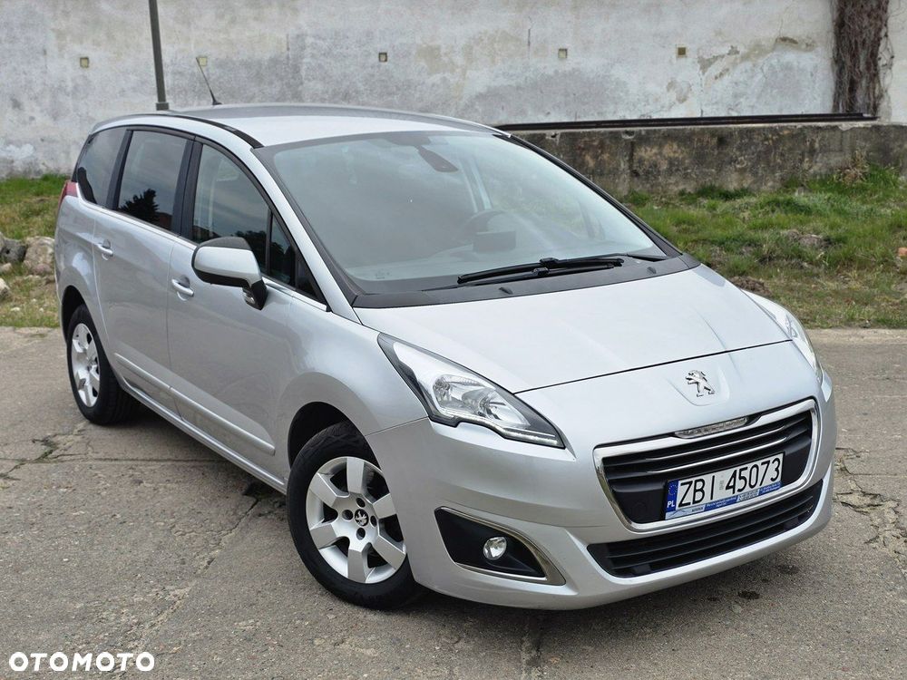 Peugeot 5008 - 17