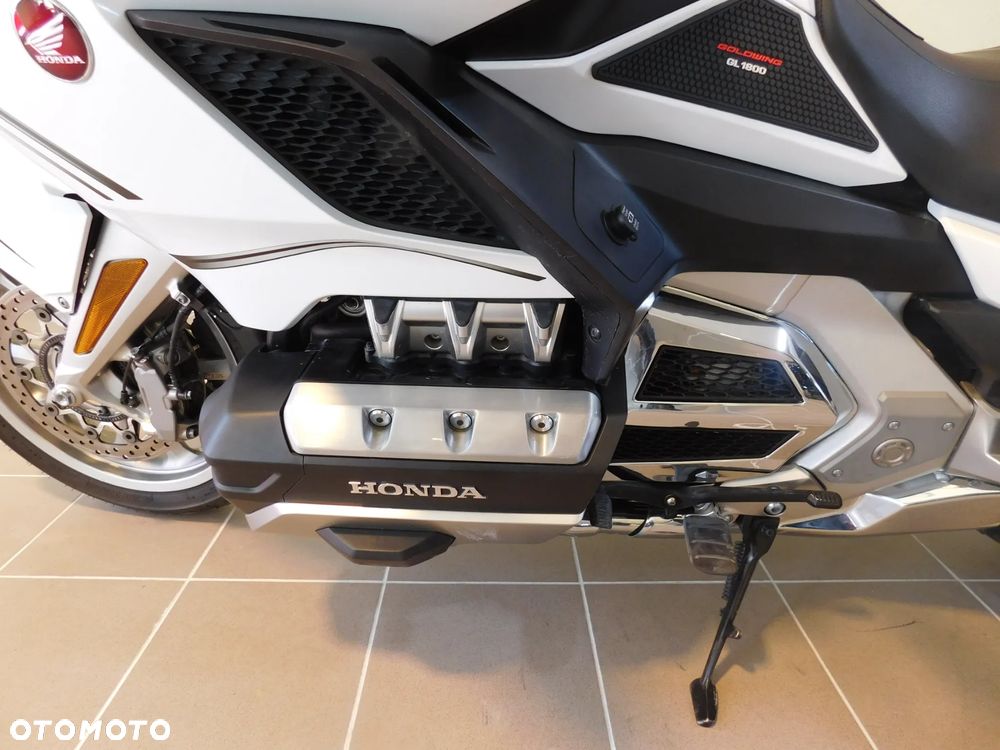 Honda GL - 8