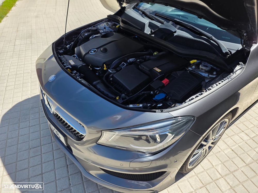 Mercedes-Benz CLA 220 d Shooting Brake AMG Line Aut. - 18