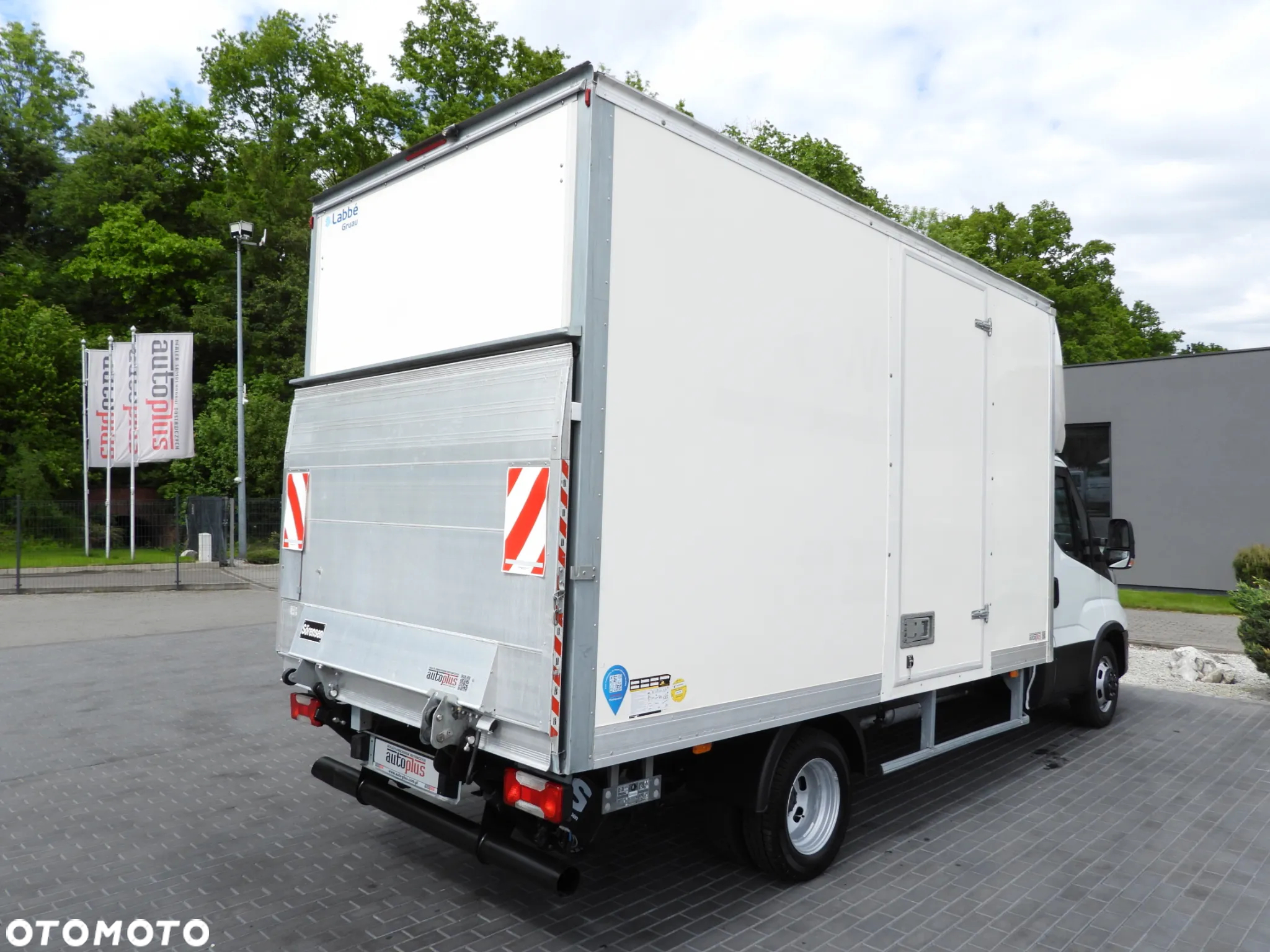 Iveco DAILY 35C16 KONTENER WINDA 8 PALET TEMPOMAT BLIŹNIACZE KOŁA KLIMATYZACJA 160KM [ 654837 ] - 15